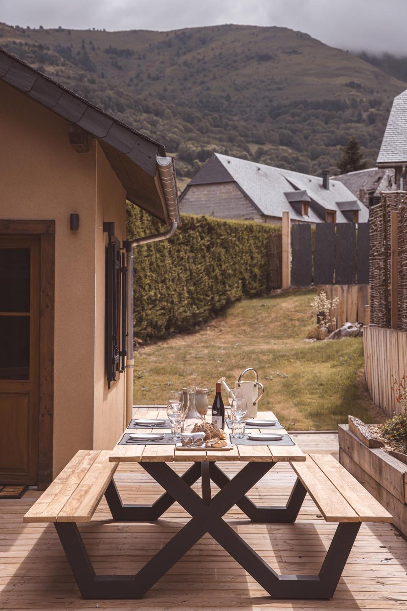 Les Hauts De Saint-Lary Exterior photo
