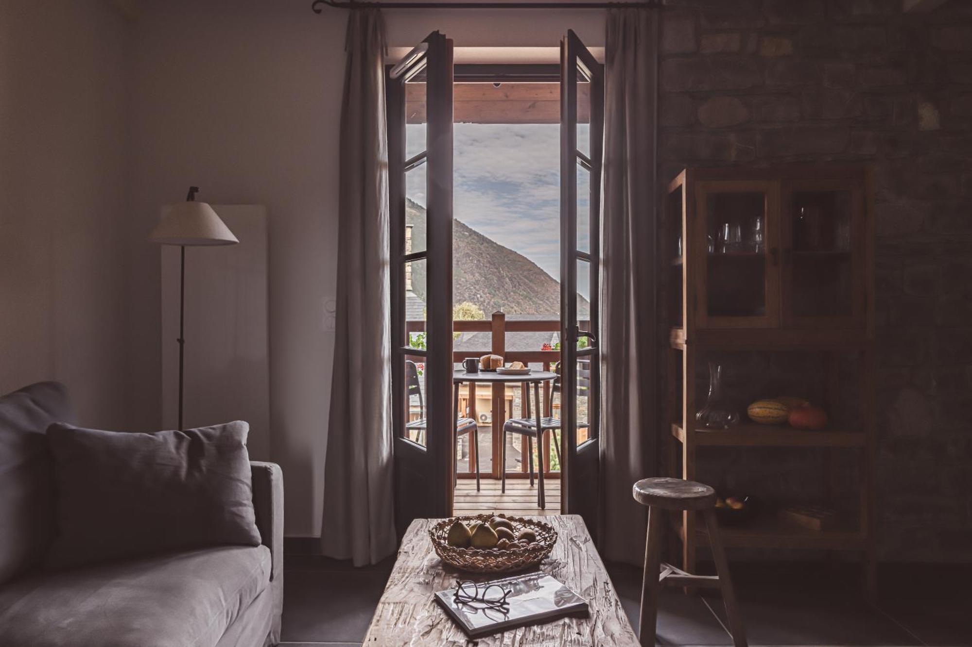 Les Hauts De Saint-Lary Exterior photo